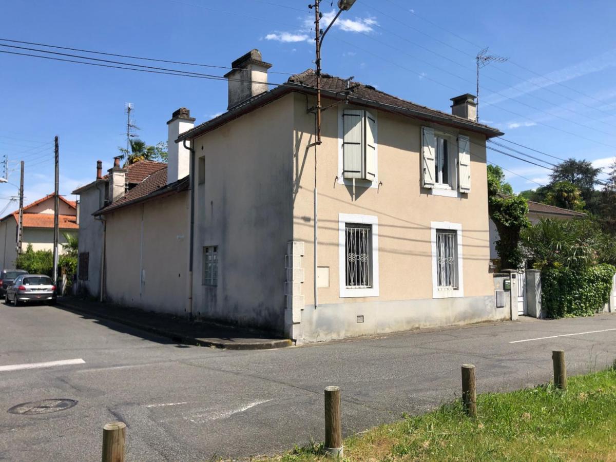 Petite Maison Avec Terrasse Jurançon 外观 照片